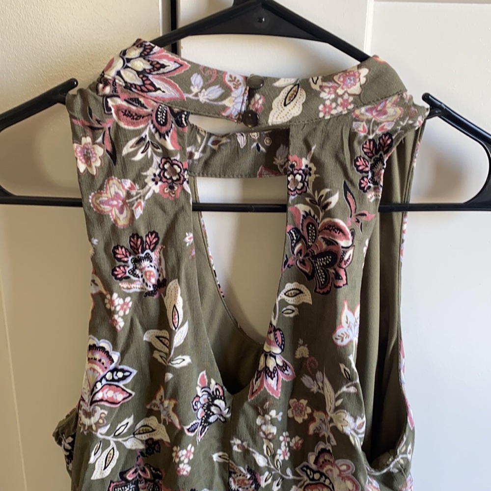 Dress - Picture 3 of 3